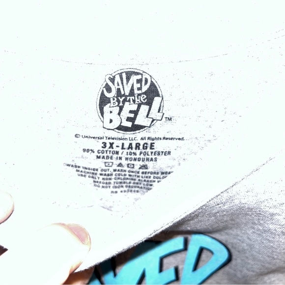 Brand New with tag SAVED BY THE BELL Group Photo Graphic T-Shirt mens size 3XL - Picture 4 of 4